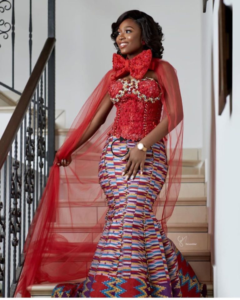 Tracy Osei looking stunning in Kente for her traditional marriage