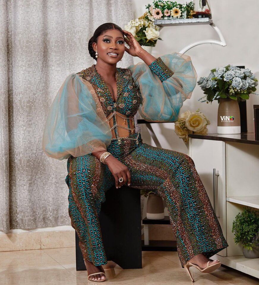 15 Ankara Jumpsuit Styles for the Most Fashionable Ladies