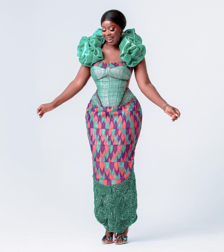 12 Enchanting Kente Corset Styles for Ghanaian Brides in 2024