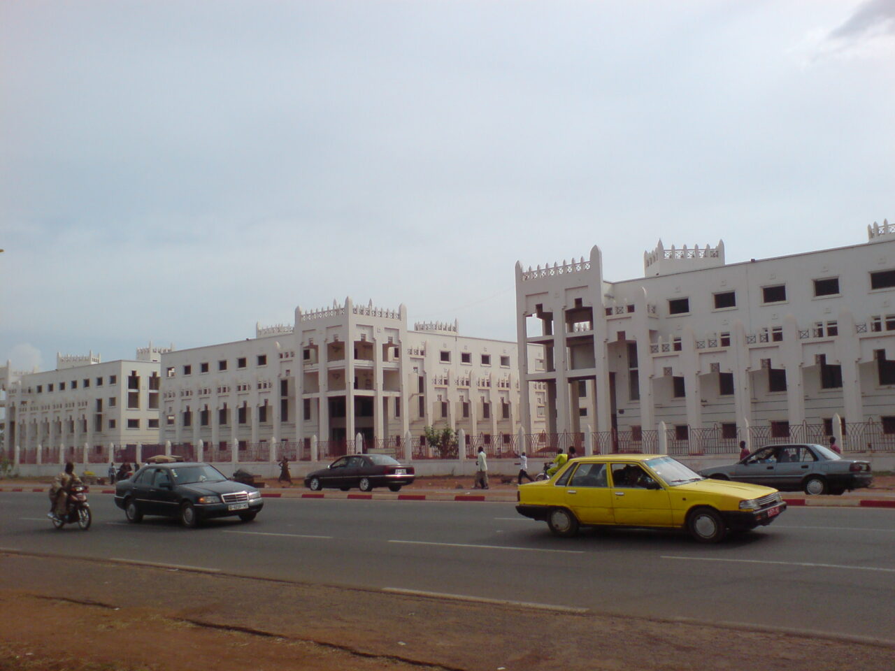 Experience the vibrant energy of Bamako, Mali's capital city! 🌆 #Bamako #Mali. Photo Credit: Soman