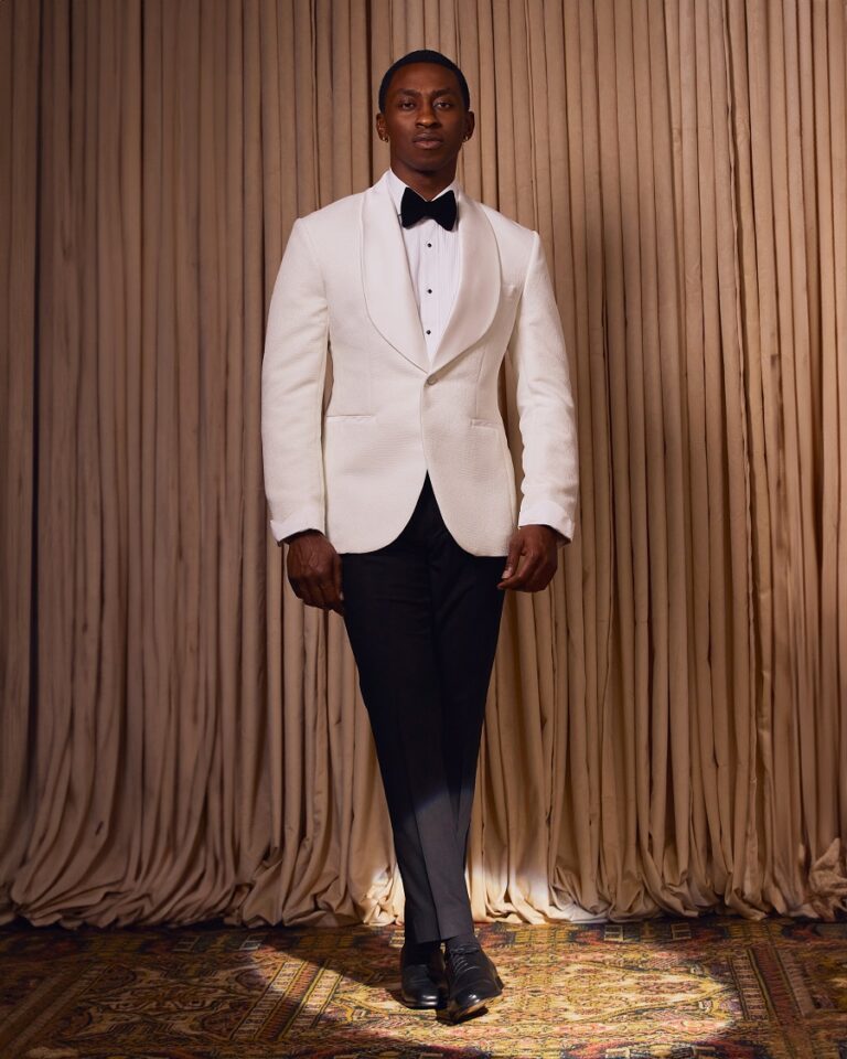 "Lumière by Stevanté Clothier. Photo Credit: Deji Oluokun