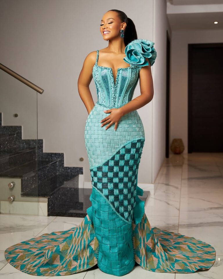 "Symphony of Threads" II by SHE By Bena. Photo Credit: Ansah Ken Photography/Instagram
