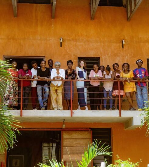 Elise McMahon and the team at Kokrobitey Institute. Photo Credit: Sackitey Tesa Mate-Kodjo/Instagram