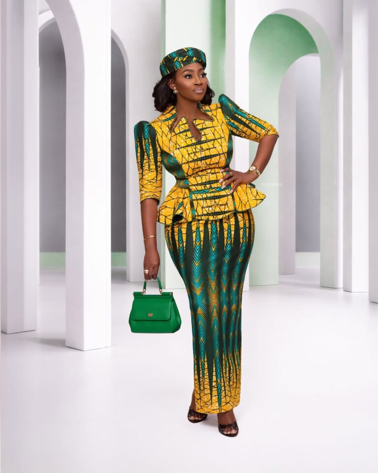 Cookie Tee. Photo Credit: FJ Studios/Instagram