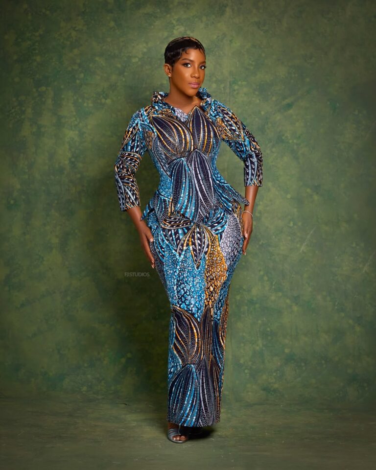 Lauren Hanson. Photo Credit: FJ Studios/Instagram