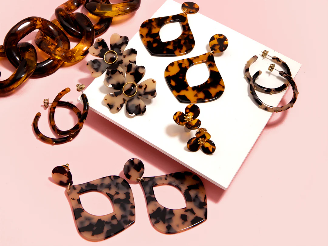 Acetate assorted tortoise shell jewelry. Photo Credit: Zenzii Wholesale